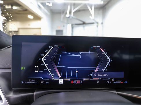 Certified 2025 BMW 330i xDrive Sedan image 14