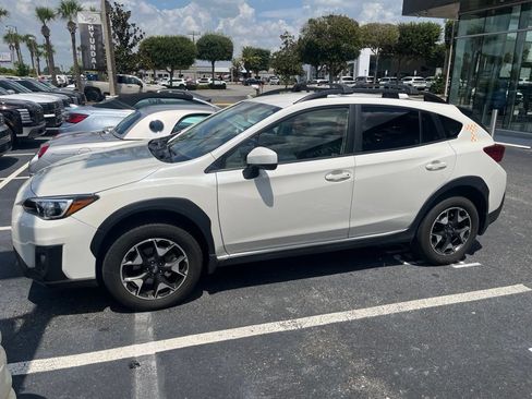 Used 2019 Subaru Crosstrek 2.0i Premium w/ Popular Package #2 AWD/4WD image 1