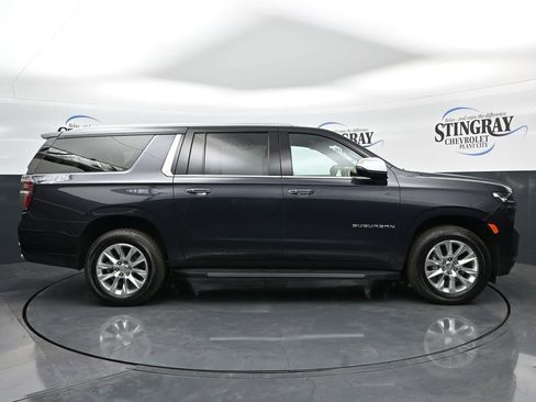 Used 2024 Chevrolet Suburban Premier RWD image 8