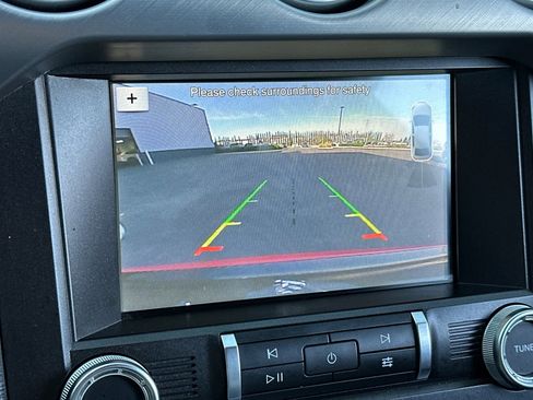 Used 2019 Ford Mustang Premium image 18