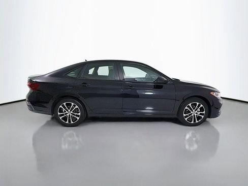 Used 2025 Volkswagen Jetta Sport FWD image 8
