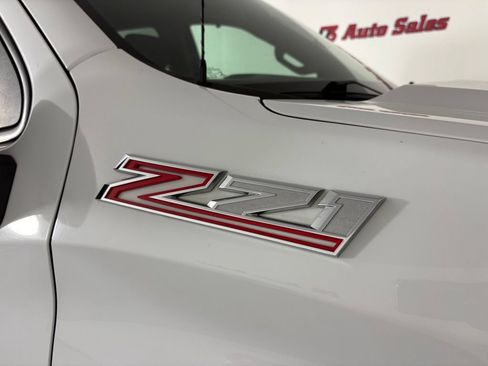 Used 2019 Chevrolet Silverado 1500 RST AWD/4WD image 13