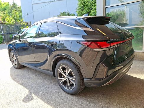 Used 2023 Lexus RX 350 Premium w/ Accessory Package AWD/4WD image 3