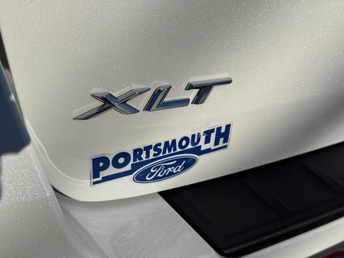 Used 2022 Ford Explorer XLT w/ Equipment Group 202A image 18