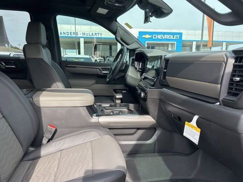 Certified 2026 Chevrolet Silverado 1500 ZR2 w/ Dark Appearance Package image 33
