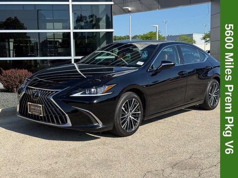 Used 2025 Lexus ES 350 w/ Premium Package FWD image 7