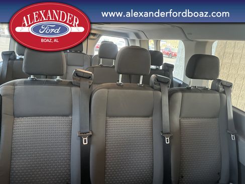 Used 2023 Ford Transit 350 XLT image 17
