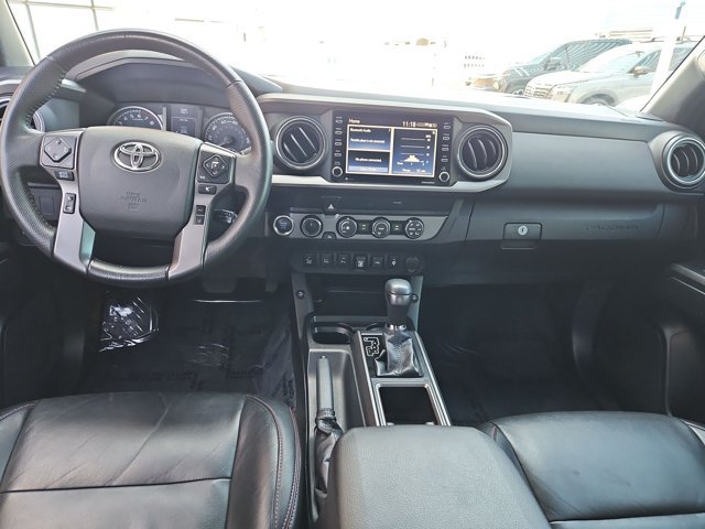 Used 2020 Toyota Tacoma TRD Off-Road w/ Technology Package AWD/4WD image 21