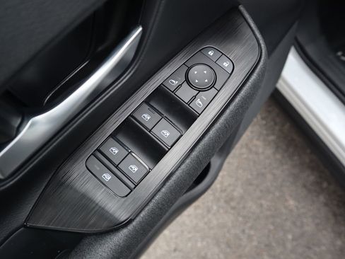 New 2026 Nissan Kicks SV w/ SV Premium Package image 18