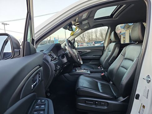 Used 2023 Honda Ridgeline RTL image 13