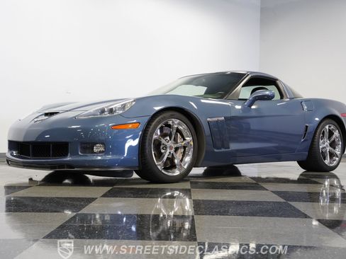 Used 2011 Chevrolet Corvette Grand Sport RWD image 22