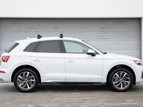 Used 2025 Audi Q5 2.0T Premium Plus image 4