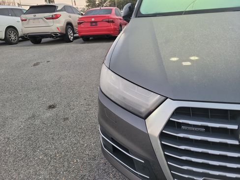 Used 2019 Audi Q7 2.0T Premium Plus w/ Premium Plus Package image 18