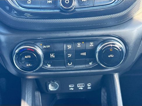 Used 2023 Chevrolet TrailBlazer LT w/ Convenience Package image 16