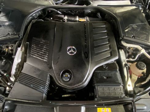 Certified 2023 Mercedes-Benz S 500 4MATIC image 24