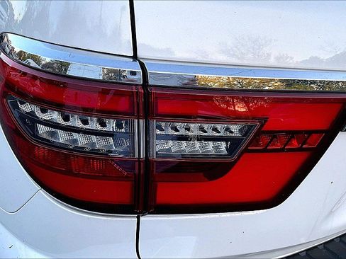 Used 2023 Nissan Armada Platinum w/ Captain's Chairs Package image 29