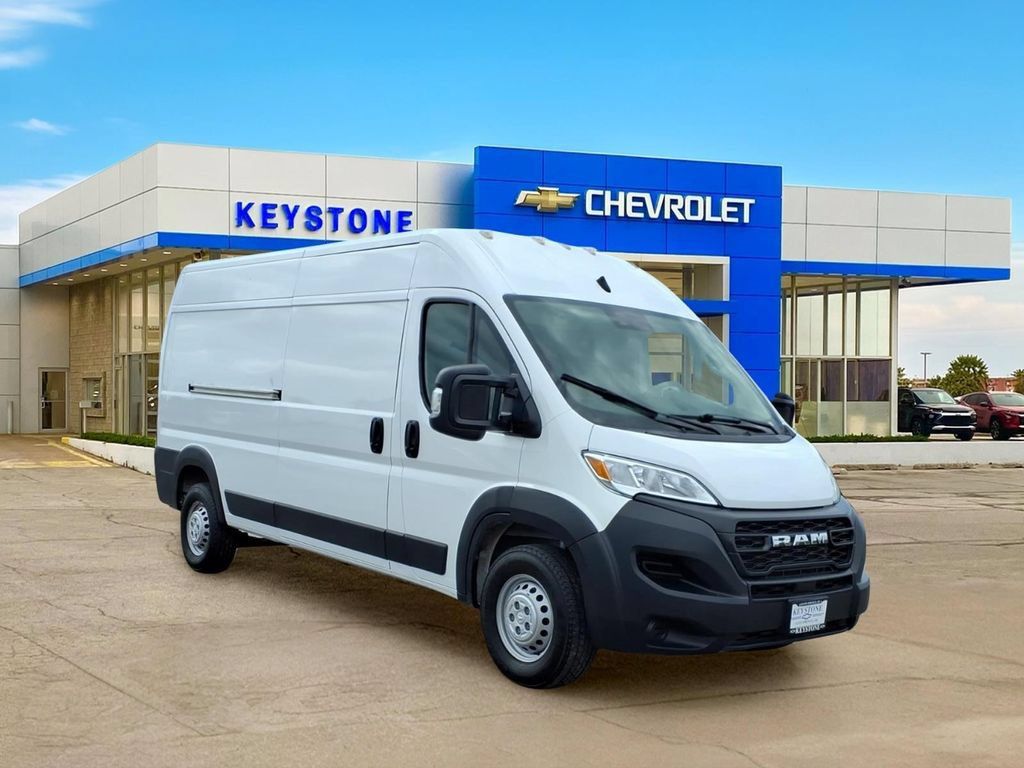 Used 2023 RAM ProMaster 2500 FWD image 1