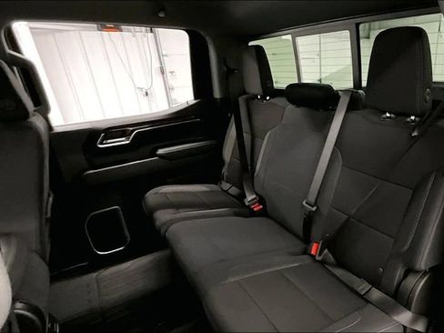 Used 2024 GMC Sierra 1500 SLE w/ Preferred Package AWD/4WD image 24