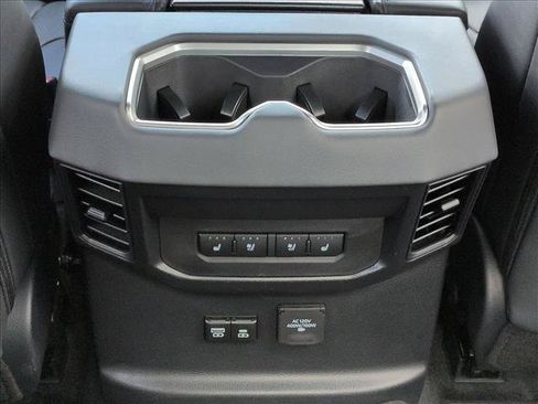 Used 2025 Toyota Tundra Platinum w/ TRD Off-Road Package AWD/4WD image 26