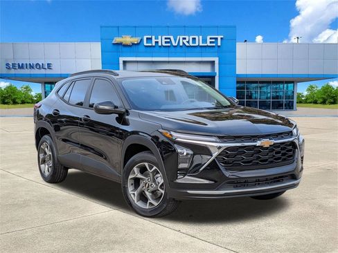 New 2026 Chevrolet Trax LT w/ Driver Confidence Package image 1