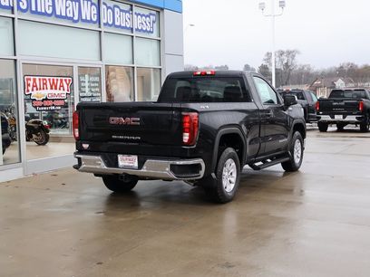 New 2025 GMC Sierra 1500 Pro w/ Pro Value Package