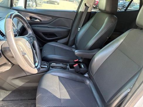 Used 2018 Buick Encore Sport Touring AWD/4WD image 9