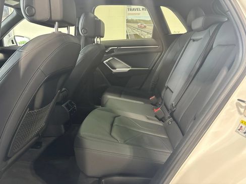 Used 2025 Audi Q3 2.0T Premium AWD/4WD image 12