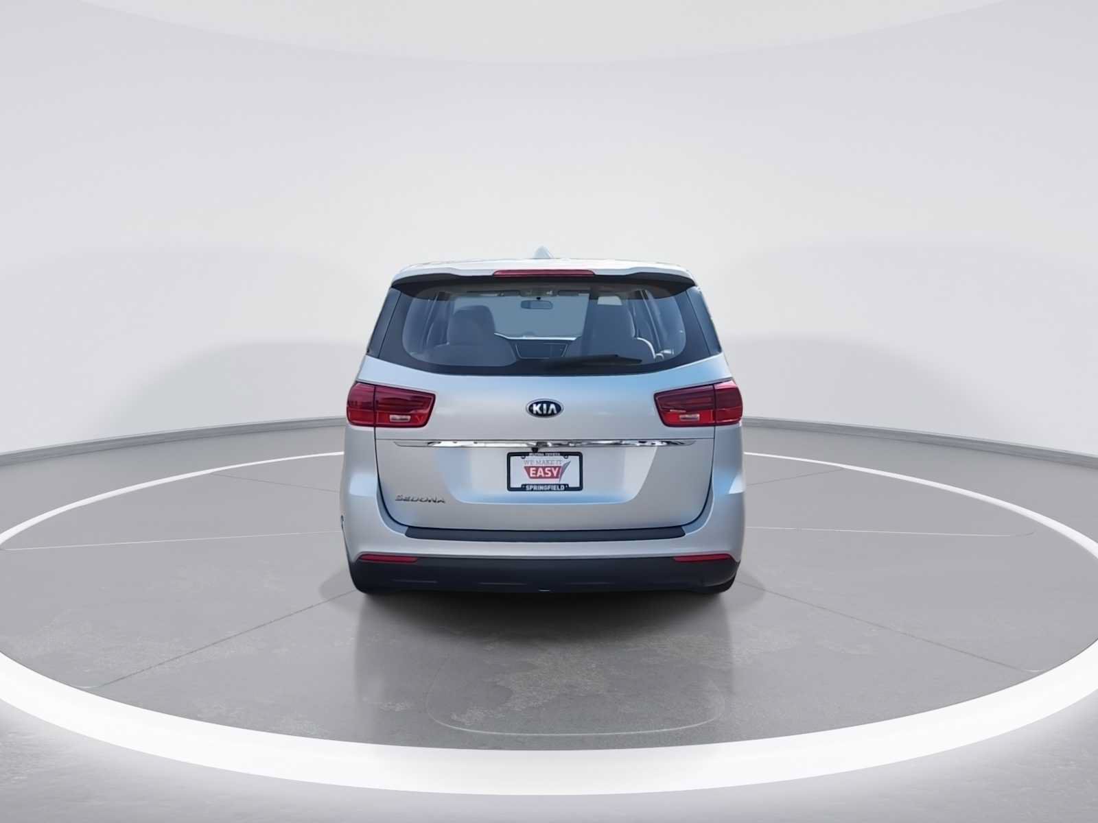 Used 2019 Kia Sedona L FWD image 7