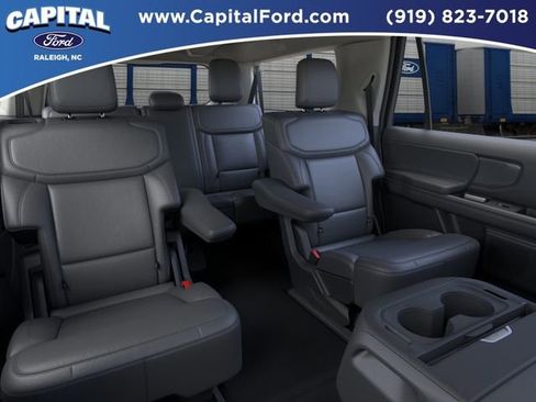 New 2026 Ford Expedition Max Active RWD image 11