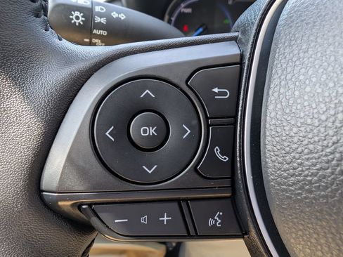 Used 2025 Toyota RAV4 XLE w/ Weather Package AWD/4WD image 26