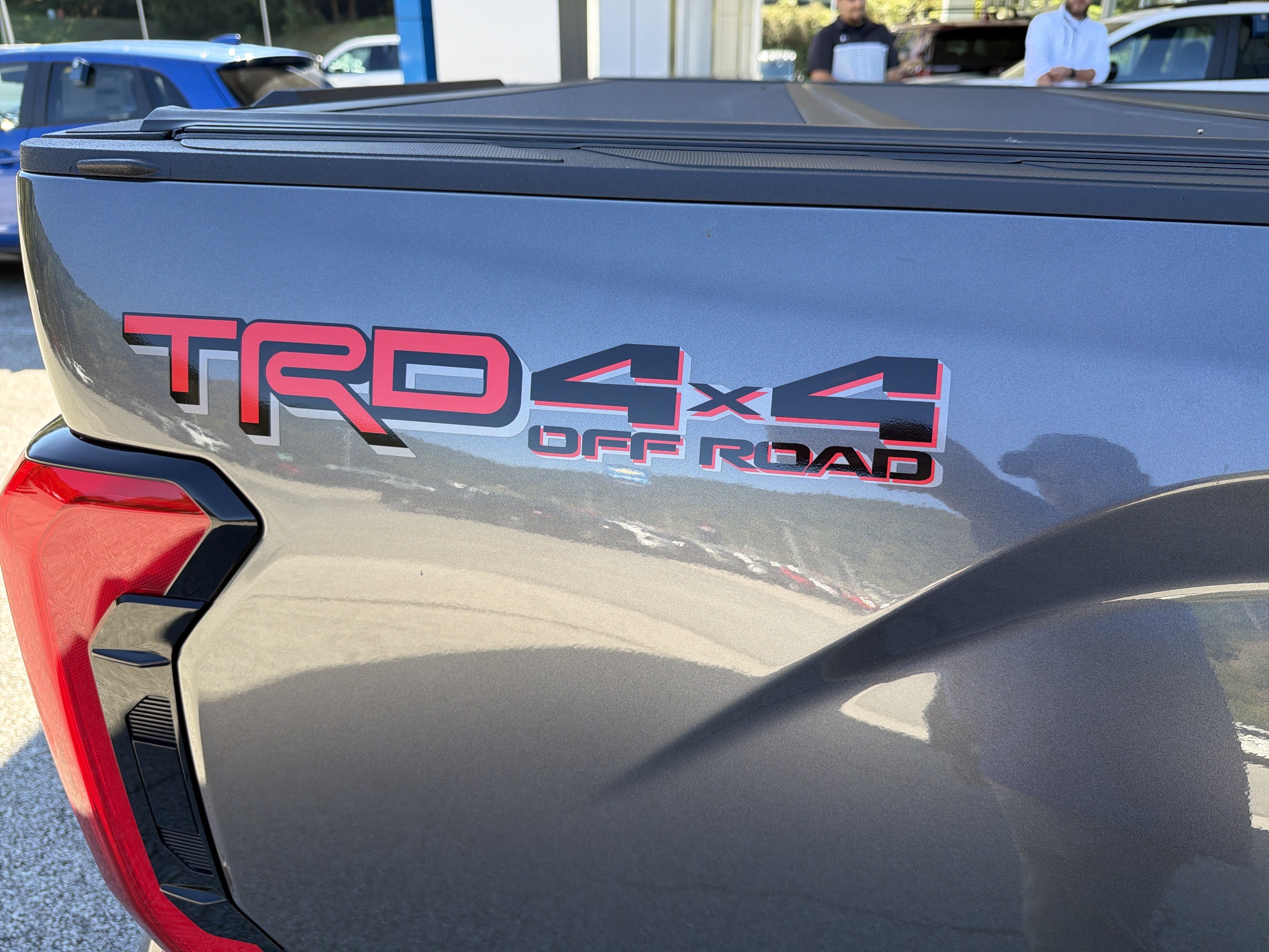 Used 2025 Toyota Tundra Limited w/ TRD Off-Road Package AWD/4WD image 12