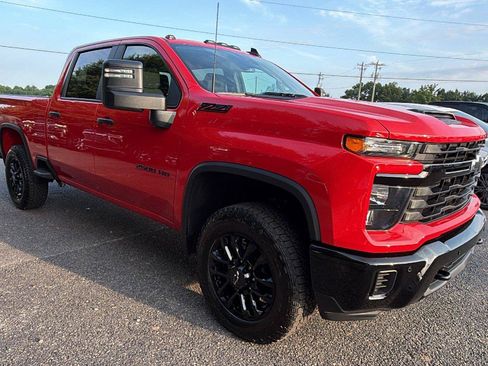 New 2026 Chevrolet Silverado 2500 Custom w/ Custom Value Package AWD/4WD image 5