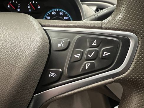 Used 2022 Chevrolet Malibu LT image 32