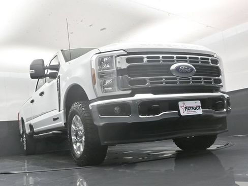 Used 2024 Ford F250 XLT w/ FX4 Off-Road Package AWD/4WD image 45