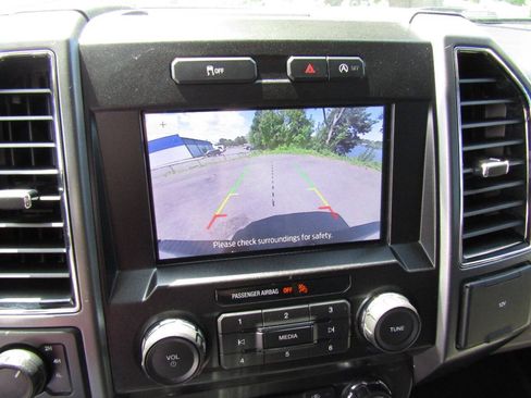 Used 2020 Ford F150 XLT w/ XTR Package AWD/4WD image 13
