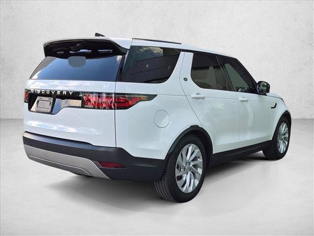 Used 2025 Land Rover Discovery S AWD/4WD image 5