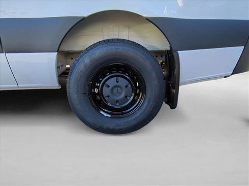 New 2026 Mercedes-Benz Sprinter 2500 image 9