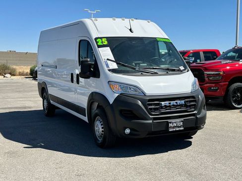Used 2025 RAM ProMaster 3500 w/ Convenience Group FWD image 10