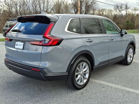 Used 2023 Honda CR-V EX-L image 6