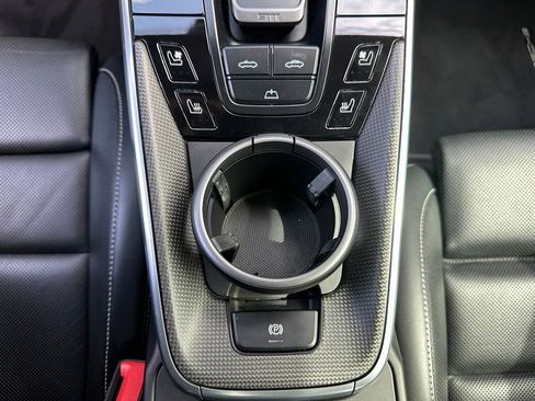 Certified 2022 Porsche 911 Turbo AWD/4WD image 33