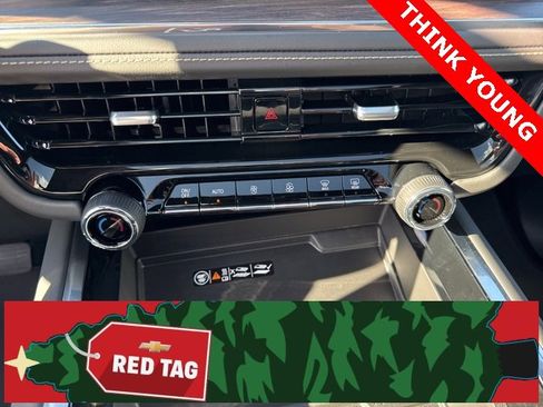 New 2026 Chevrolet Suburban Premier w/ Sun And Tow Package image 28