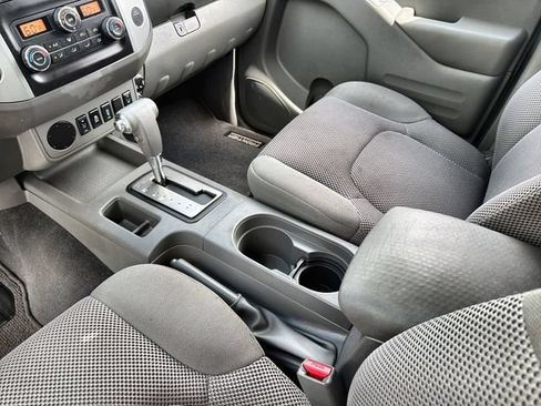 Used 2019 Nissan Frontier SV w/ Value Truck Package RWD image 20