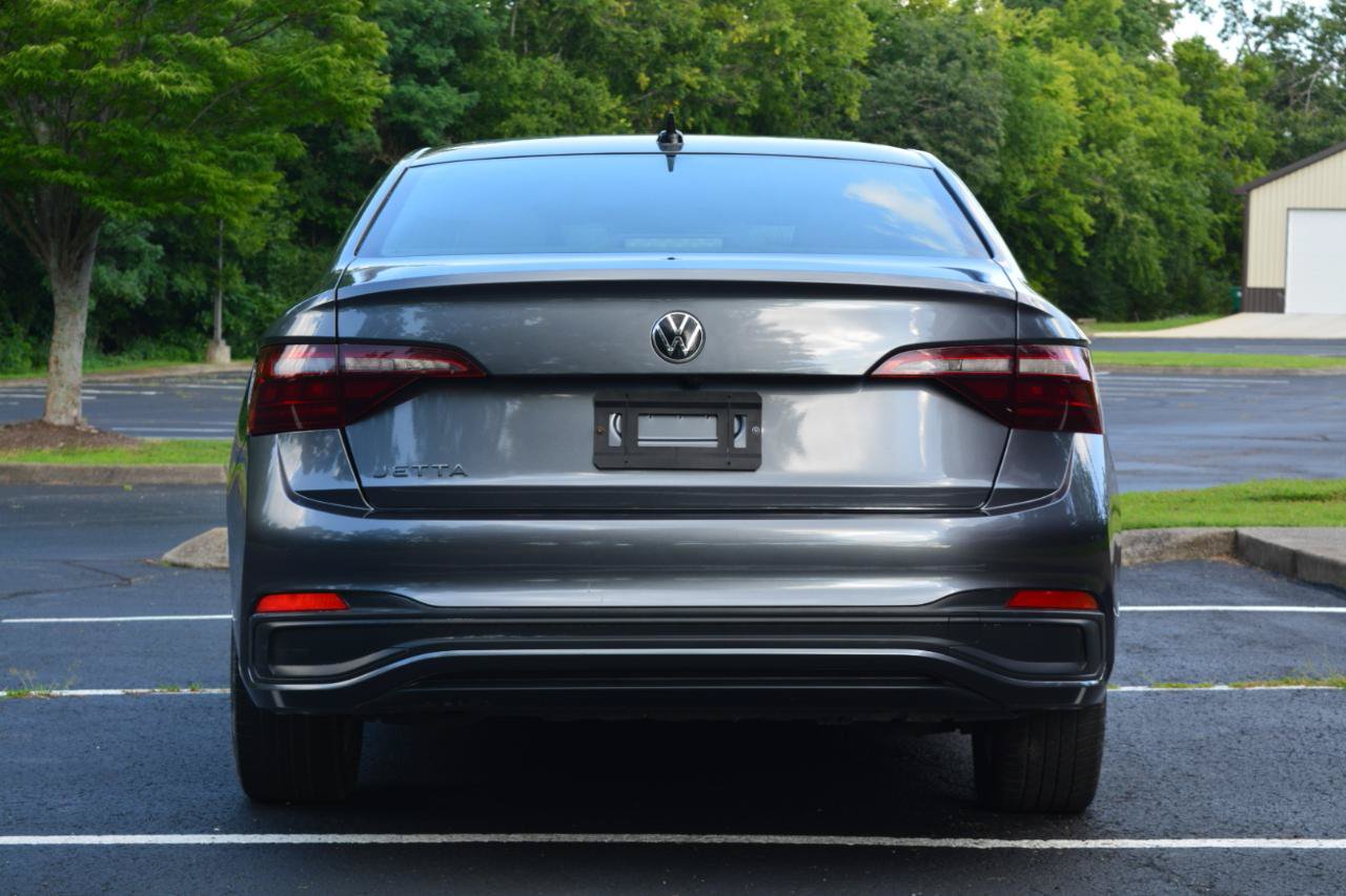 Used 2023 Volkswagen Jetta Sport FWD image 6