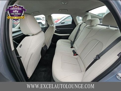 Used 2025 Hyundai Sonata SEL FWD image 13