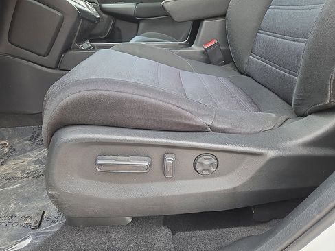 Used 2020 Honda CR-V EX image 23