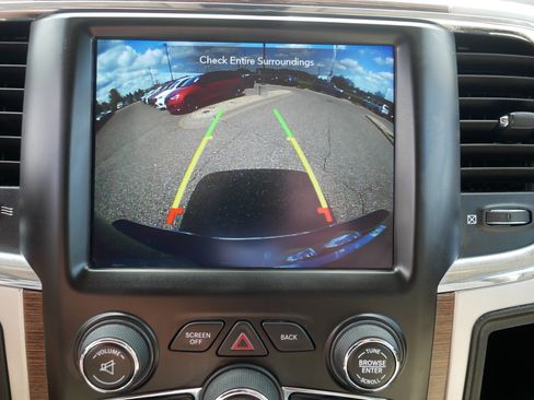 Used 2018 RAM 1500 Laramie w/ Convenience Group AWD/4WD image 27
