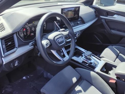 Certified 2023 Audi Q5 e Premium Plus w/ Premium Plus Package image 13