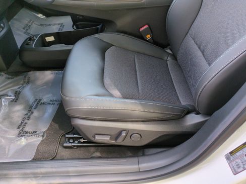 New 2025 Kia EV6 Light RWD image 17