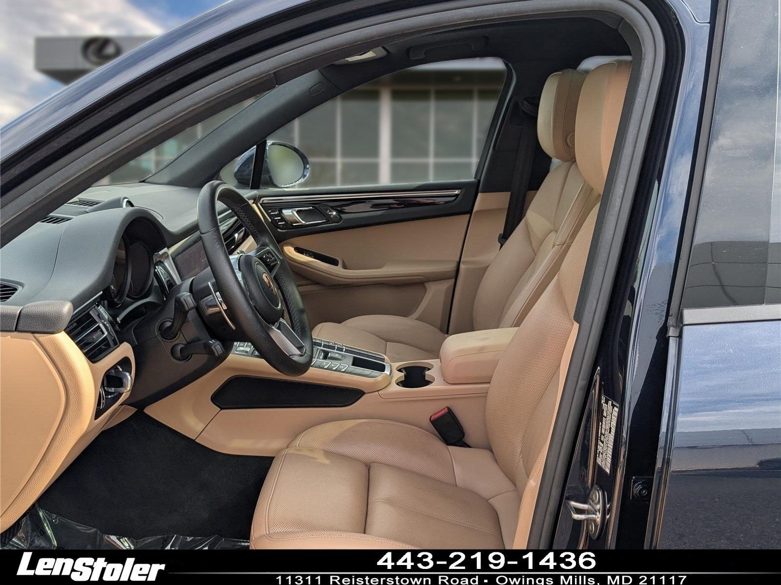 Used 2019 Porsche Macan AWD/4WD image 16