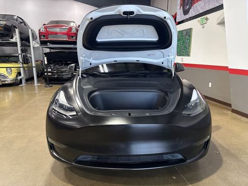 Used 2023 Tesla Model Y Performance image 65